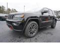 Front 3/4 View of 2018 Jeep Grand Cherokee Trailhawk 4x4 #3