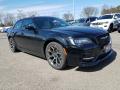 Front 3/4 View of 2018 Chrysler 300 S #1