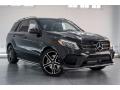 Front 3/4 View of 2018 Mercedes-Benz GLE 43 AMG 4Matic #12