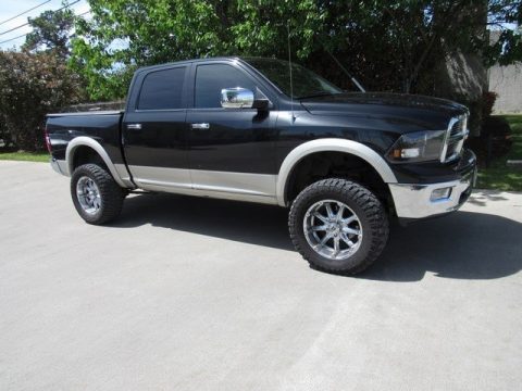 Brilliant Black Crystal Pearl Dodge Ram 1500 Laramie Crew Cab 4x4.  Click to enlarge.