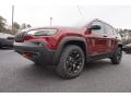 Front 3/4 View of 2019 Jeep Cherokee Trailhawk Elite 4x4 #3