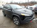Front 3/4 View of 2018 Jeep Cherokee Trailhawk 4x4 #5