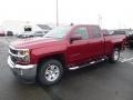 Front 3/4 View of 2018 Chevrolet Silverado 1500 LT Double Cab 4x4 #1