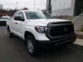 Front 3/4 View of 2018 Toyota Tundra SR Double Cab 4x4 #1