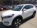 Front 3/4 View of 2018 Hyundai Tucson Sport AWD #5