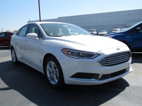White Platinum Ford Fusion SE.  Click to enlarge.