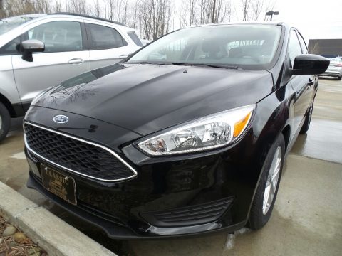 Shadow Black Ford Focus SE Sedan. Click to enlarge. Shadow Black Ford Focus SE Sedan. Click to enlarge.