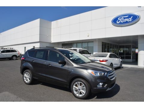 Magnetic Ford Escape SE 4WD.  Click to enlarge.