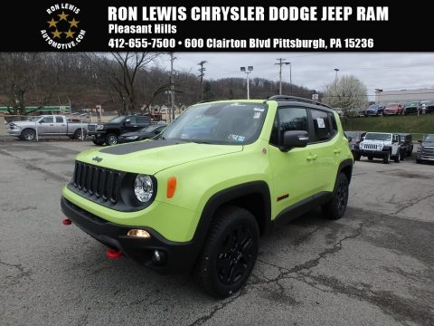 Hypergreen Jeep Renegade Trailhawk 4x4.  Click to enlarge.