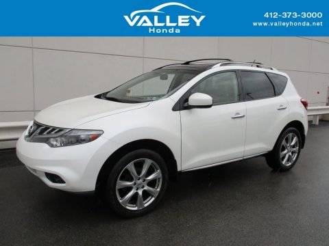 Pearl White Nissan Murano SV AWD.  Click to enlarge.