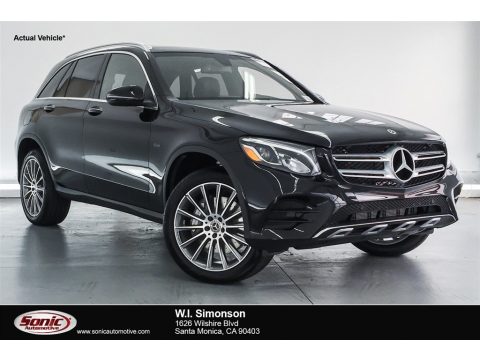 Black Mercedes-Benz GLC 350e 4Matic. Click to enlarge. Black Mercedes-Benz GLC 350e 4Matic. Click to enlarge.