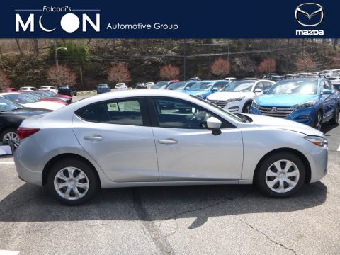 Sonic Silver Metallic Mazda MAZDA3 Sport 4 Door.  Click to enlarge.