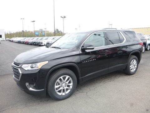 Mosaic Black Metallic Chevrolet Traverse LT AWD.  Click to enlarge.