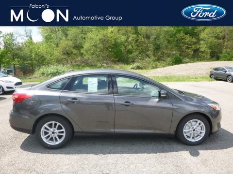Magnetic Ford Focus SE Sedan.  Click to enlarge.