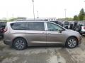  2018 Chrysler Pacifica Molten Silver #4