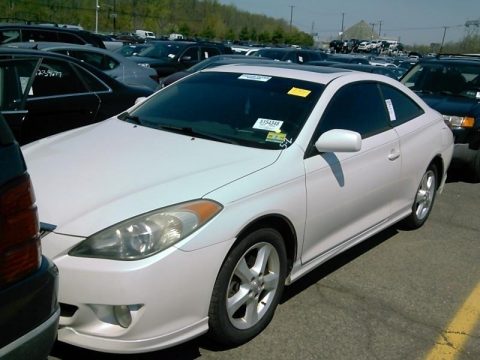 Arctic Frost Pearl White Toyota Solara SE V6 Coupe.  Click to enlarge.
