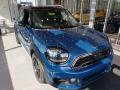 Front 3/4 View of 2019 Mini Countryman Cooper S All4 #1