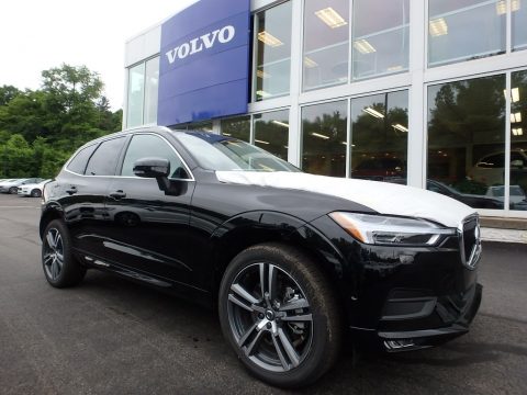 Onyx Black Metallic Volvo XC60 T6 AWD Momentum.  Click to enlarge.