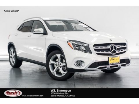 Polar White Mercedes-Benz GLA 250. Click to enlarge. Polar White Mercedes-Benz GLA 250. Click to enlarge.
