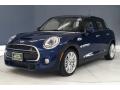 Front 3/4 View of 2018 Mini Hardtop Cooper S 4 Door #13