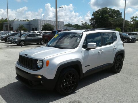 Glacier Metallic Jeep Renegade Altitude.  Click to enlarge.