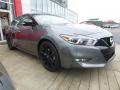Front 3/4 View of 2018 Nissan Maxima SR Midnight Edition #1