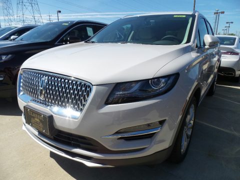 Ceramic Pearl Lincoln MKC Select.  Click to enlarge.