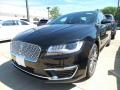 Front 3/4 View of 2018 Lincoln MKZ Premier AWD #1