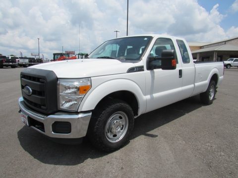 Oxford White Ford F250 Super Duty XLT Super Cab.  Click to enlarge.