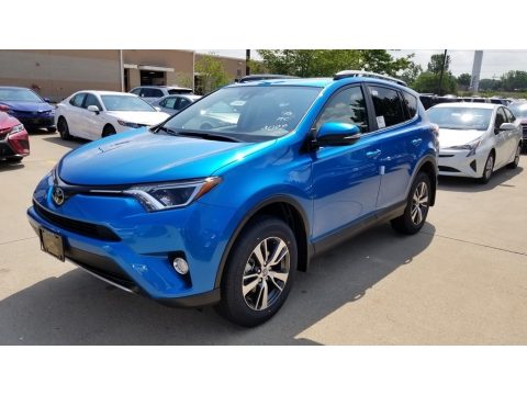 Electric Storm Blue Toyota RAV4 XLE.  Click to enlarge.