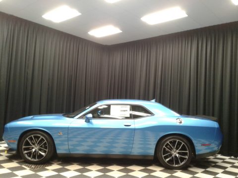 B5 Blue Pearl Dodge Challenger R/T Scat Pack.  Click to enlarge.