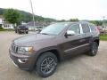 Front 3/4 View of 2018 Jeep Grand Cherokee Limited 4x4 #1