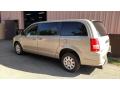 2009 Town & Country LX #16