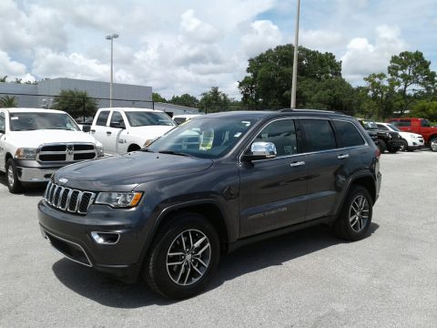 Granite Crystal Metallic Jeep Grand Cherokee Limited.  Click to enlarge.