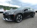 Front 3/4 View of 2018 Buick Regal TourX Essence AWD #1