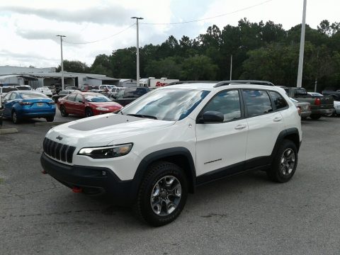 Pearl White Jeep Cherokee Trailhawk Elite 4x4.  Click to enlarge.