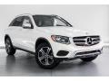 Front 3/4 View of 2018 Mercedes-Benz GLC 300 4Matic #12