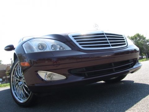 Barolo Red Metallic Mercedes-Benz S 550 Sedan. Click to enlarge. Barolo Red Metallic Mercedes-Benz S 550 Sedan. Click to enlarge.