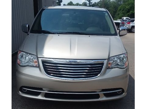 Cashmere/Sandstone Pearl Chrysler Town & Country Touring-L.  Click to enlarge.