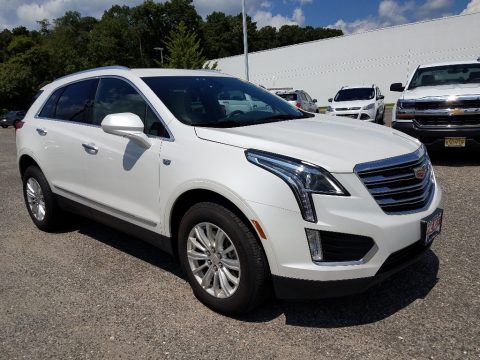 Crystal White Tricoat Cadillac XT5 FWD.  Click to enlarge.