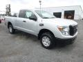 Front 3/4 View of 2018 Nissan TITAN XD S King Cab 4x4 #1