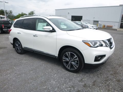 Pearl White Nissan Pathfinder Platinum 4x4.  Click to enlarge.