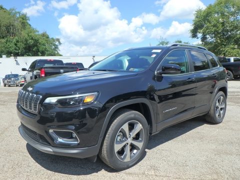 Diamond Black Crystal Pearl Jeep Cherokee Limited 4x4.  Click to enlarge.