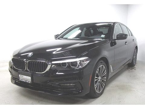 Black Sapphire Metallic BMW 5 Series 530i xDrive Sedan.  Click to enlarge.