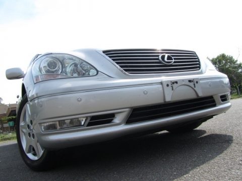 Mercury Metallic Lexus LS 430.  Click to enlarge.