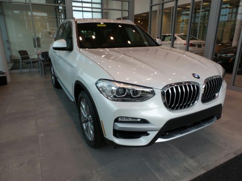 Mineral White Metallic BMW X3 xDrive30i. Click to enlarge. Mineral White Metallic BMW X3 xDrive30i. Click to enlarge.