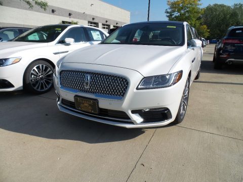 White Platinum Lincoln Continental Select AWD.  Click to enlarge.