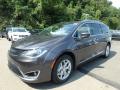 Front 3/4 View of 2019 Chrysler Pacifica Touring L #1