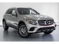 Front 3/4 View of 2019 Mercedes-Benz GLC 300 4Matic #12