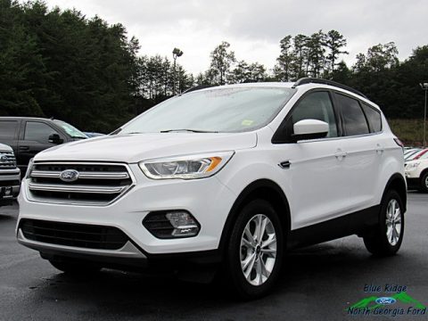 White Platinum Ford Escape SE 4WD.  Click to enlarge.